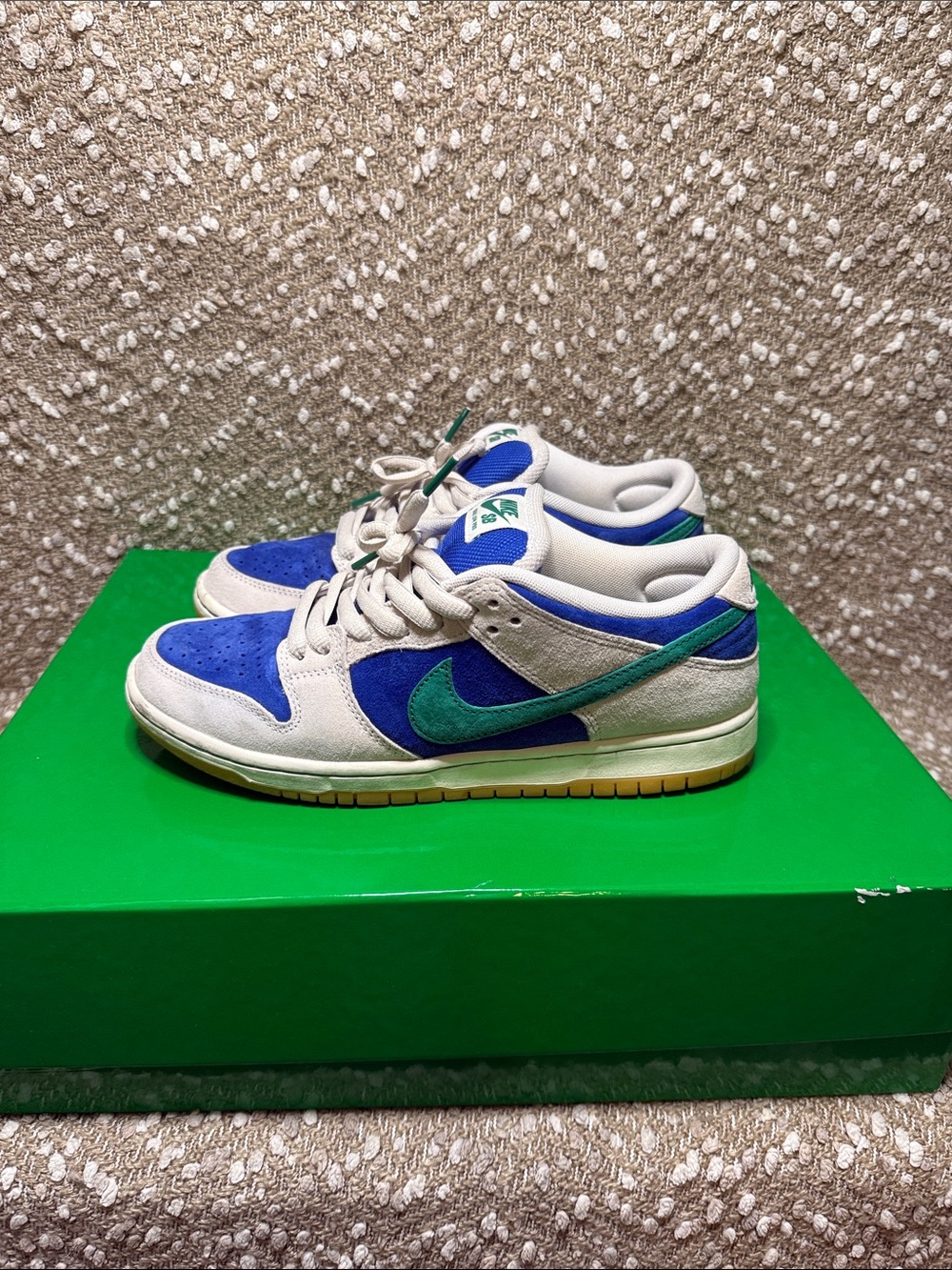 Nike SB Dunk Low in Royal Blue, Teal & Cream